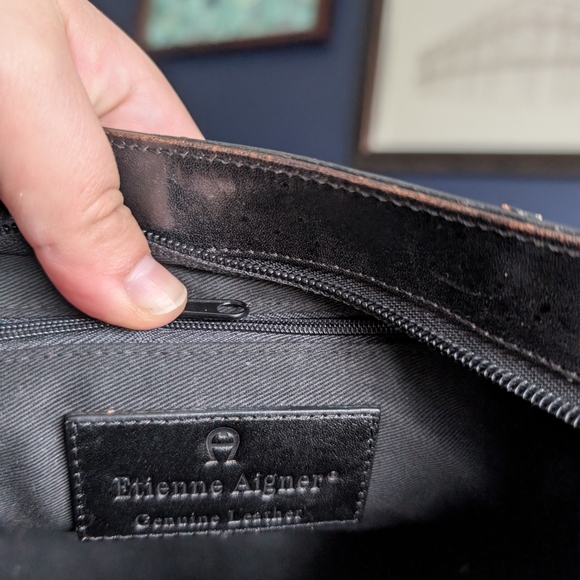 Vintage Etienne Aigner Black Leather Shoulder Purse  - Picture 5 of 14